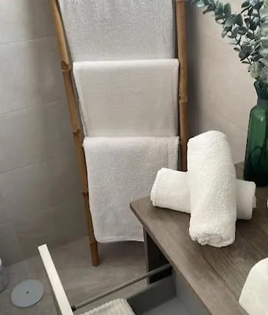 Precioso Atico, Nuevo, A 50m De La Playa, Apartment Manilva